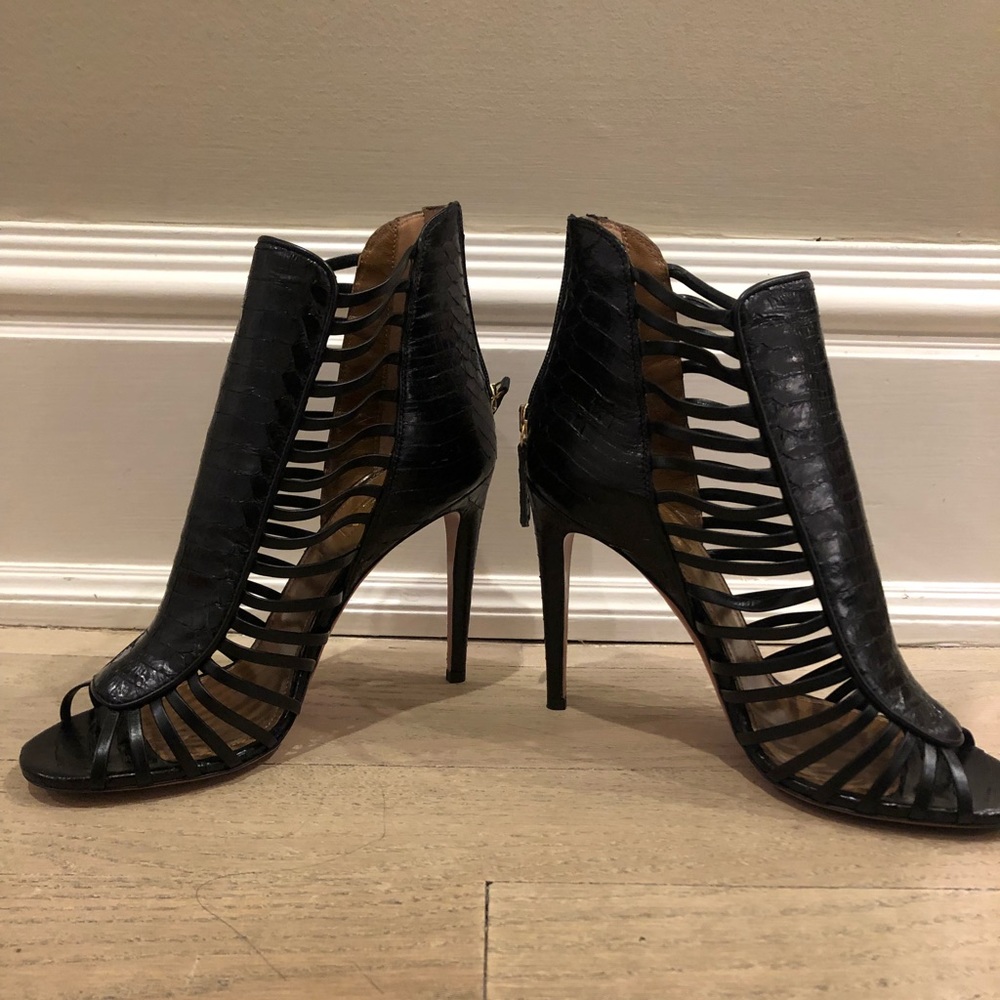 Aquazzura Follow me back Black size 38